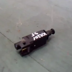 SKODA OCTAVIA 97-00 Féklámpa pedál kapcsoló bontott alkatrész Legnépszerűbb