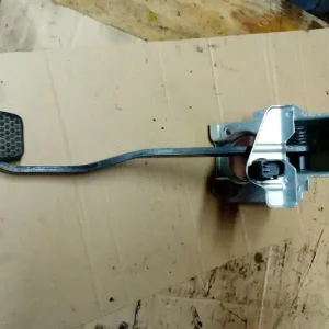 Csak ma SUZUKI ALTO 02-09 Fékpedál bontott alkatrész