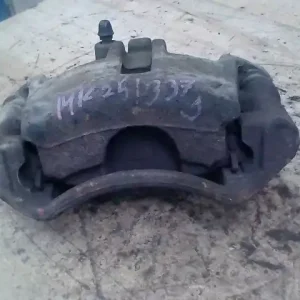 Gyors kiszállítás SUZUKI IGNIS Jobb első féknyereg munkahengerrel 1.3i bontott alkatrész