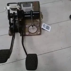 Gyors szállítás SUZUKI IGNIS Pedálsor fék és kuplungpedál bontott alkatrész