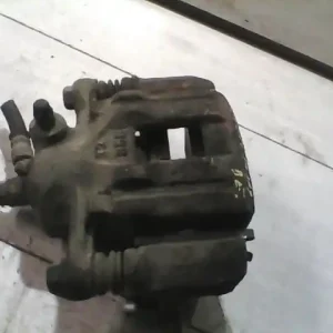 Akció SUZUKI SWIFT 89-96 Bal első féknyereg munkahengerrel bontott alkatrész