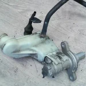 Árcsökkenés SUZUKI SWIFT 05-10 Főfékhenger 1.3 benzines bontott alkatrész