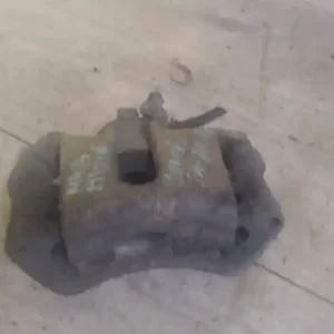 Gyors szállítás SUZUKI SWIFT 96-05 Bal első féknyereg munkahengerrel 1.0 i bontott alkatrész