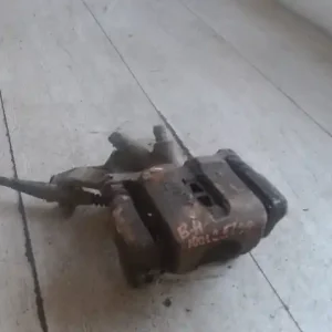 Vedd meg most SUZUKI SX4 Bal hátsó féknyereg munkahengerrel 1.5i bontott alkatrész