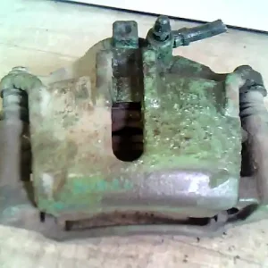 Vedd meg online SUZUKI WagonR+ Bal első féknyereg munkahengerrel bontott alkatrész