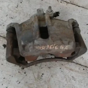 Expressz szállítás SUZUKI WagonR+ Bal első féknyereg munkahengerrel bontott alkatrész