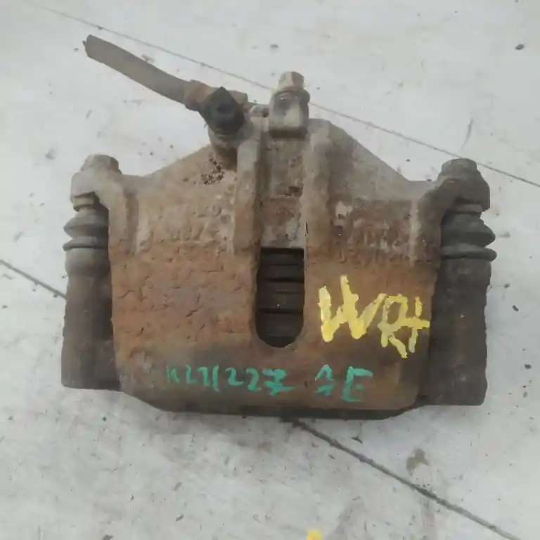 Biztonságos vásárlás SUZUKI WagonR+ Jobb első féknyereg munkahengerrel 1.3i bontott alkatrész