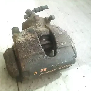 Szuper ajánlat TOYOTA AVENSIS 01-03 Bal első féknyereg munkahengerrel 1.6i bontott alkatrész