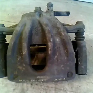 Exkluzív ajánlat TOYOTA AVENSIS 03-07 Bal első féknyereg munkahengerrel 2.0 crdi bontott alkatrész