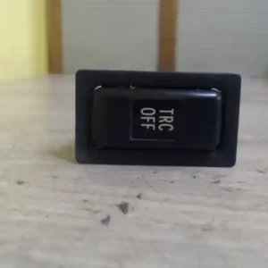 Biztonságos fizetés TOYOTA AVENSIS 03-07 Esp kapcsoló bontott alkatrész