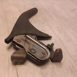 TOYOTA AVENSIS 97-00 Kézifék kar bontott alkatrész Legjobb ár