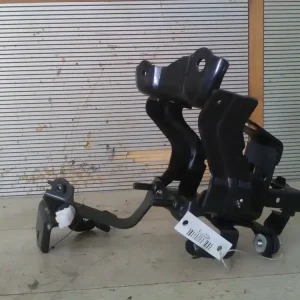 Vedd meg online TOYOTA C-HR 16.09.01-19.09.30 Abs tartó konzol bontott alkatrész