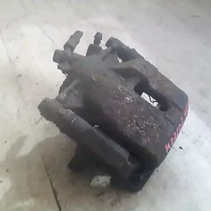 TOYOTA CARINA E 92.04-97.07 Bal első féknyereg munkahengerrel 1.6i bontott alkatrész Expressz kézbesítés