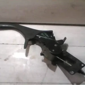 Újdonság TOYOTA CARINA E 92.04-97.07 Kézifék kar bontott alkatrész