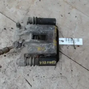 TOYOTA Corolla (E120) 2002.01.01-2004.05.31 Bal hátsó féknyereg munkahengerrel bontott alkatrész Kiárusítás