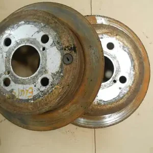 Kihagyhatatlan ajánlat TOYOTA COROLLA E120 04.06-07.01 Hátsó féktárcsa bontott alkatrész