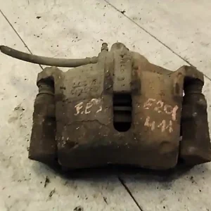 TOYOTA YARIS Jobb első féknyereg munkahengerrel 1.0i bontott alkatrész Szuper akció