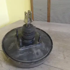 Biztonságos vásárlás TOYOTA YARIS 99.04-05.09 Fékrásegítő1.0 i bontott alkatrész