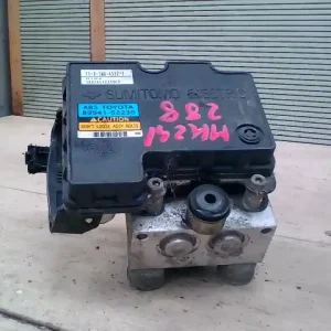 TOYOTA YARIS VERSO 00-05 Abs kockabontott alkatrész Újdonság