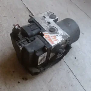 Legnépszerűbb VOLVO S40 2000.06.01-2004.05.31 Abs kocka1.8i bontott alkatrész