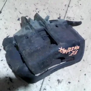 Biztonságos vásárlás VOLVO S40 Jobb első féknyereg munkahengerrel 1.6i bontott alkatrész