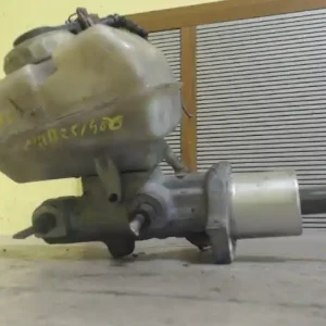 Azonnal elérhető VOLVO S70 Főfékhenger 2.0 i bontott alkatrész