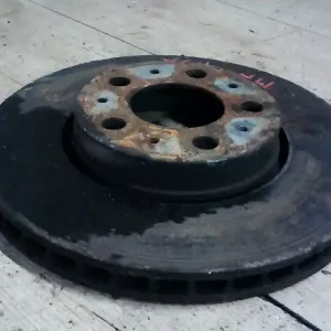 Árengedmény VOLVO S80 98.05.01-06.02.28 Első féktárcsa2,5d bontott alkatrész