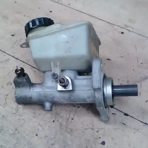 VOLVO S80 98.05.01-06.02.28 Főfékhenger 2,4d bontott alkatrész Gyors szállítás