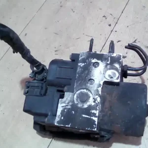 Bestseller VOLVO V40 Abs kocka1.6i bontott alkatrész