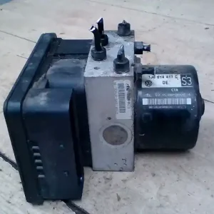 Korlátozott ajánlat VW BORA Abs kockabontott alkatrész