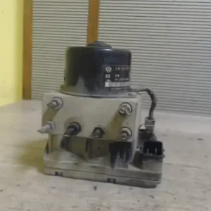 Ajánlat VW BORA Abs kockabontott alkatrész