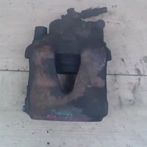 VW BORA Bal első féknyereg munkahengerrel 1.6i bontott alkatrész Gyors kiszállítás