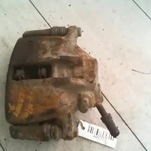 VW CADDY 96-04 Bal első féknyereg munkahengerrel bontott alkatrész Alacsony ár