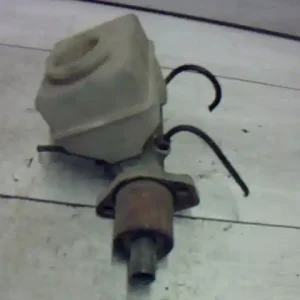 Olcsó VW GOLF II. Főfékhenger bontott alkatrész