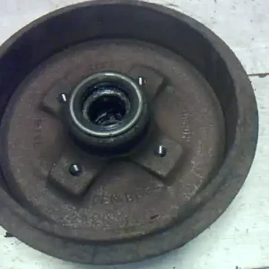 VW GOLF III. Jobb hátsó fékdob bontott alkatrész Szuper ajánlat