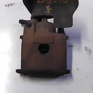 Expressz szállítás VW GOLF III. Jobb első féknyereg munkahengerrel bontott alkatrész