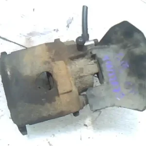 VW GOLF III. 94- Jobb első féknyereg munkahengerrel bontott alkatrész Ne maradj le