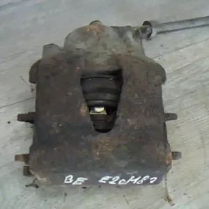 Szuper akció VW GOLF IV. Bal első féknyereg munkahengerrel 1.4ibontott alkatrész