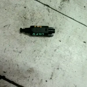 VW GOLF IV. Féklámpa pedál kapcsoló bontott alkatrész Vásárlói kedvenc