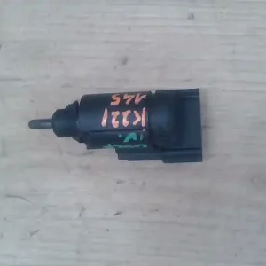 VW GOLF IV. Féklámpa pedál kapcsoló bontott alkatrész Akciós ár