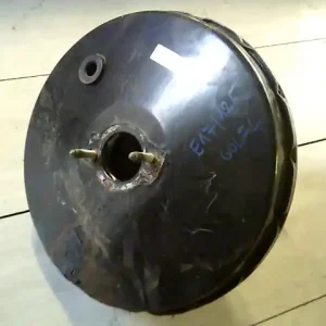 Vedd meg most VW GOLF IV. Fékrásegítőbontott alkatrész