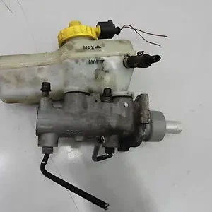 Csak ma VW GOLF IV. Főfékhenger bontott alkatrész