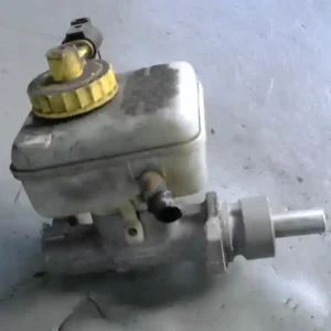 VW GOLF IV. Főfékhenger bontott alkatrész Expressz kézbesítés