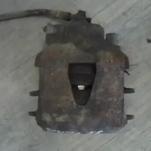 Utolsó esély VW GOLF IV. Jobb első féknyereg munkahengerrel 1.4ibontott alkatrész