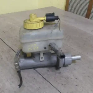 VW GOLF IV. Főfékhenger 1.6 i bontott alkatrész Akció