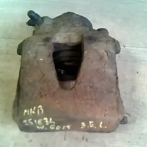 VW GOLF IV. Jobb első féknyereg munkahengerrel 1.4 i, 16v bontott alkatrész Biztonságos fizetés