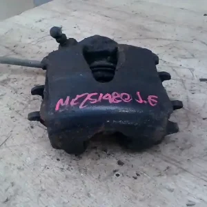 VW GOLF IV. Jobb első féknyereg munkahengerrel 1,6i bontott alkatrész Expressz szállítás