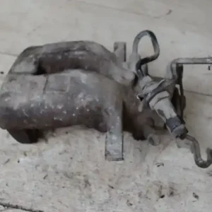 VW Jetta 2005.05 - 2010.12 Bal hátsó féknyereg munkahengerrel bontott alkatrész Azonnali szállítás