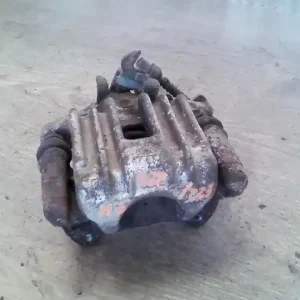 VW PASSAT 00.11-05.02 B5.5 Jobb hátsó féknyereg bontott alkatrész Expressz kézbesítés