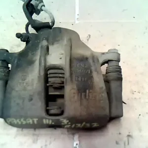 Kedvezmény VW PASSAT 88-93 Jobb első féknyereg munkahengerrel bontott alkatrész